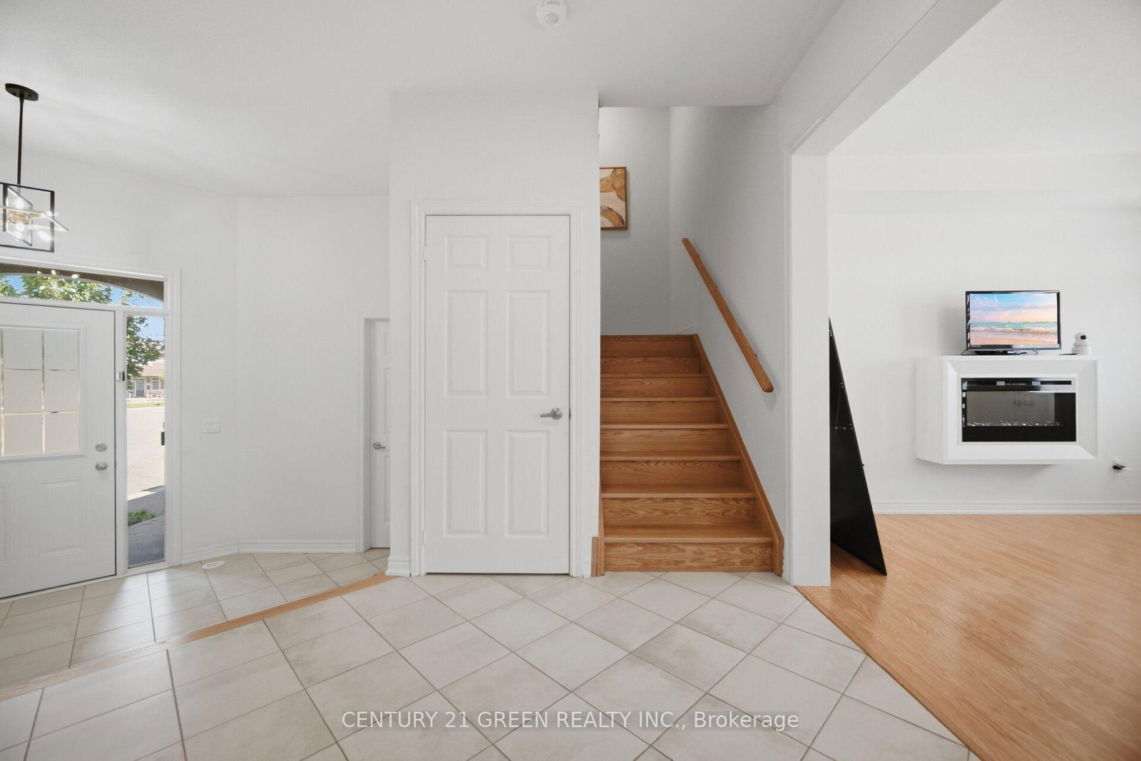 537 Dundas Street E • Oakville, ON photo 11