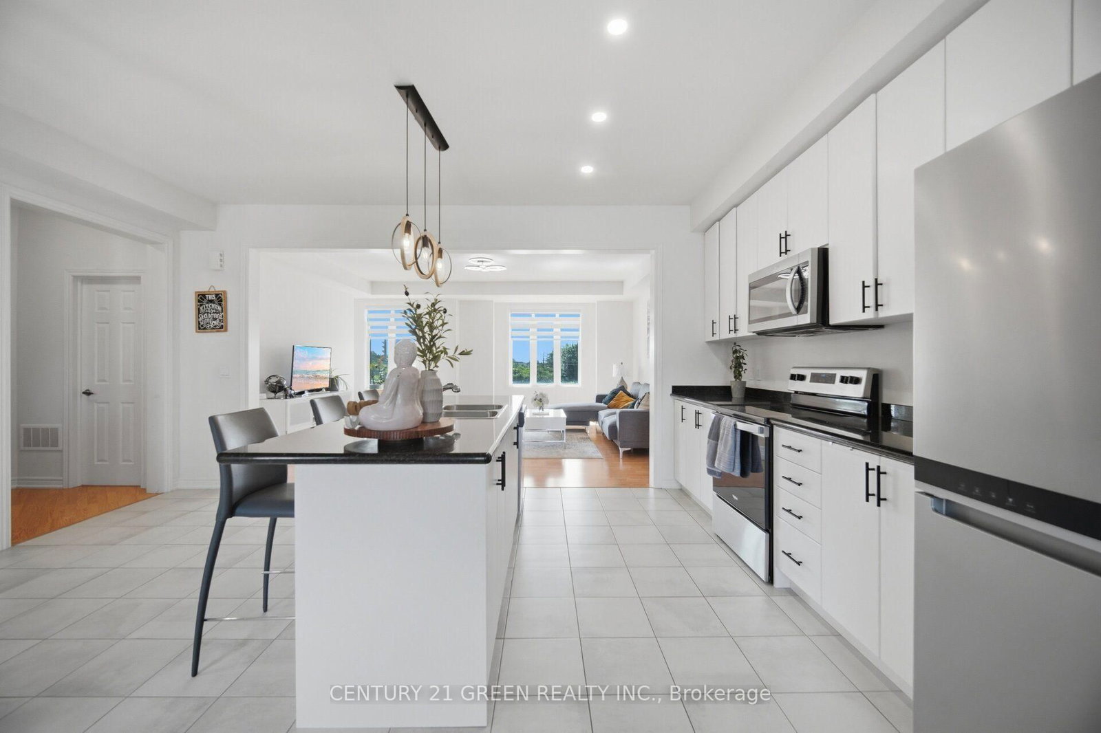 537 Dundas Street E • Oakville, ON photo 15