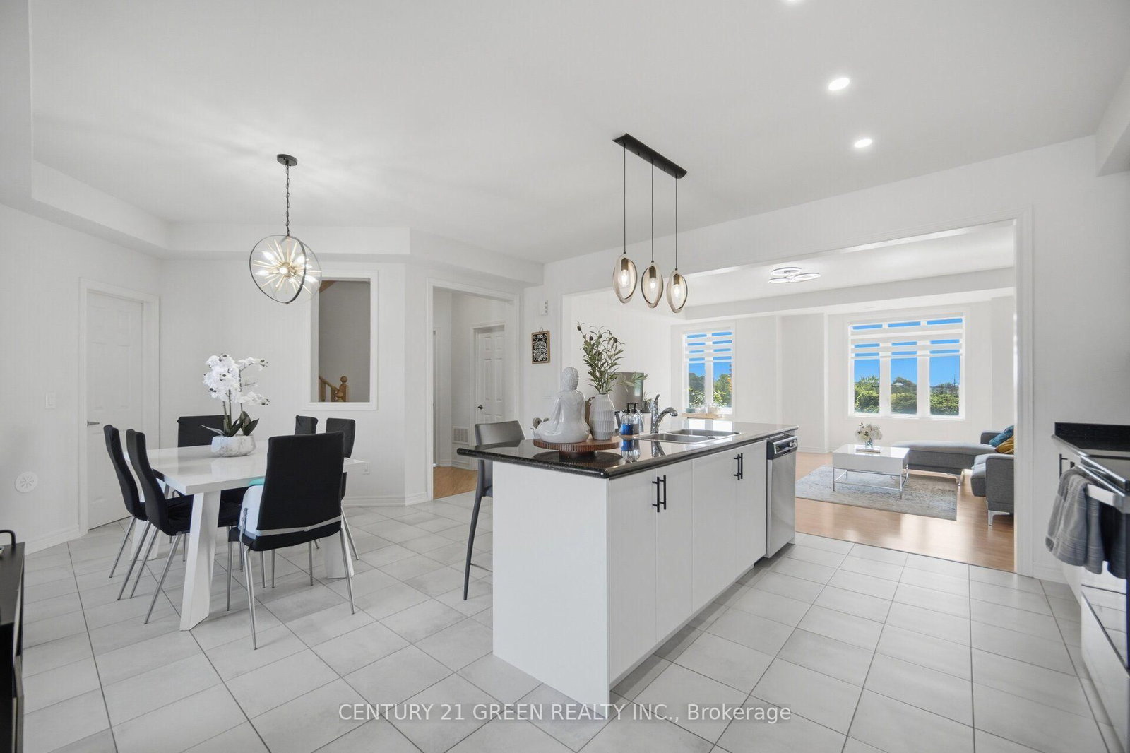 537 Dundas Street E • Oakville, ON photo 17
