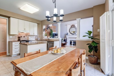2555 Nichols Oakville,ON L6H 7L3 — Photo 12