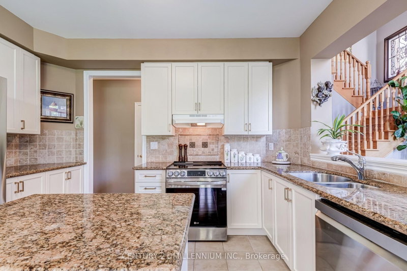 2555 Nichols Oakville,ON L6H 7L3 — Photo 14