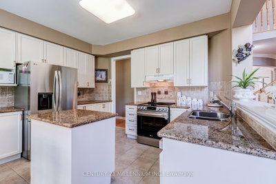 2555 Nichols Oakville,ON L6H 7L3 — Photo 15