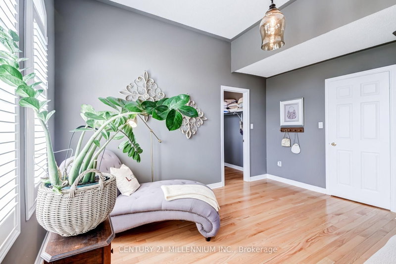 2555 Nichols Oakville,ON L6H 7L3 — Photo 32
