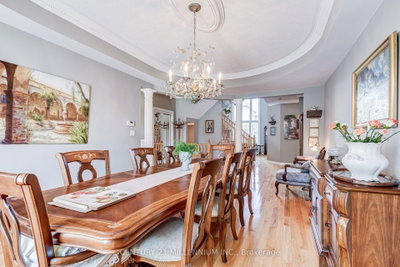 2555 Nichols Drive • Oakville, ON photo 6