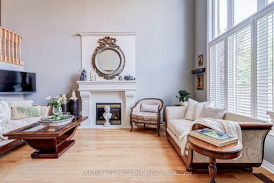 2555 Nichols Drive • Oakville, ON photo 8