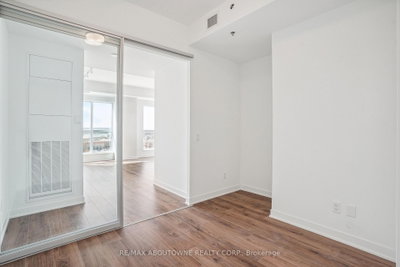 405 Dundas Oakville,ON L6M 4P9 — Photo 26