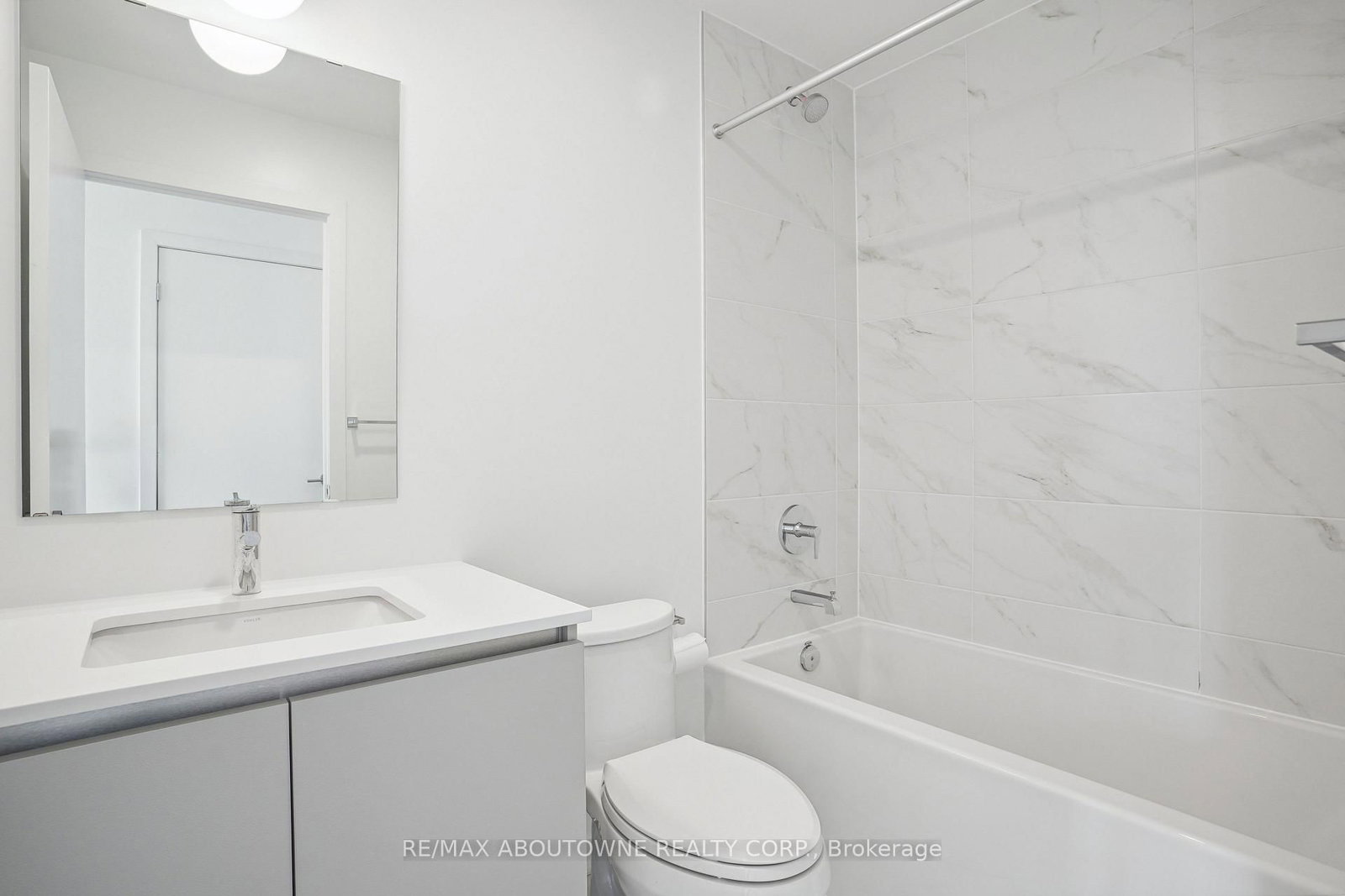 405 Dundas Street W • #707 • Oakville, ON photo 27