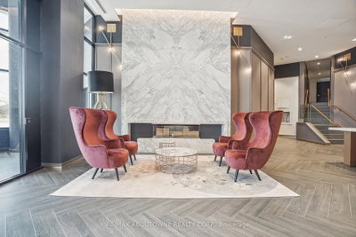 405 Dundas Street W • #707 • Oakville, ON photo 5