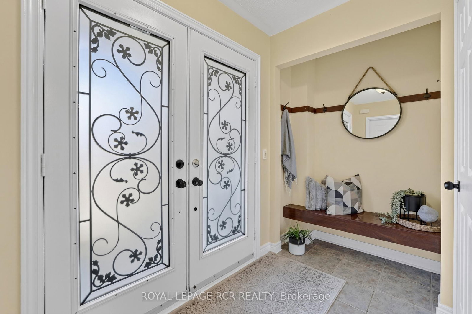 94 Atwood Avenue • Halton Hills, ON photo 4