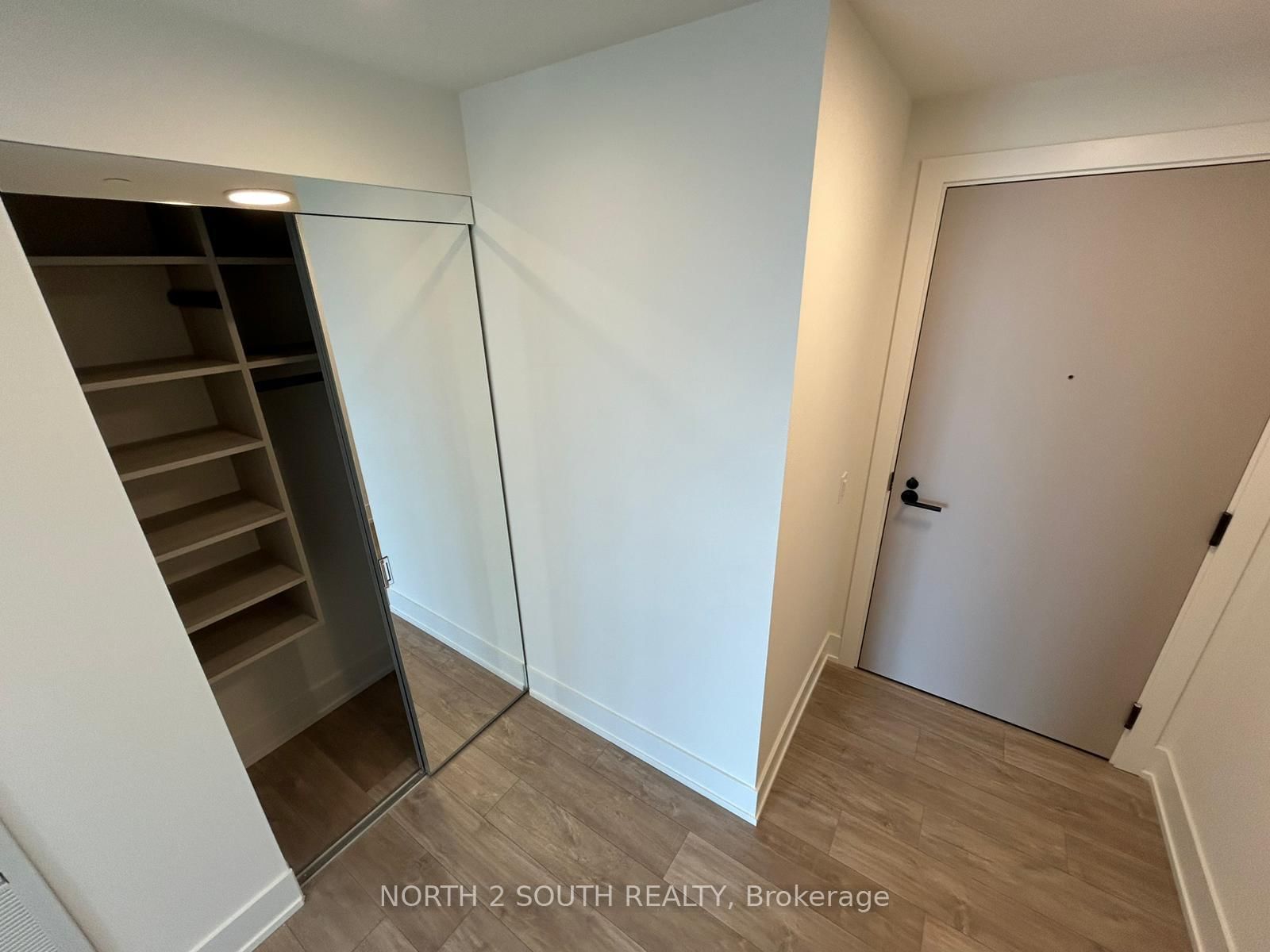 858 Dupont Street • #529 • Toronto, ON photo 4