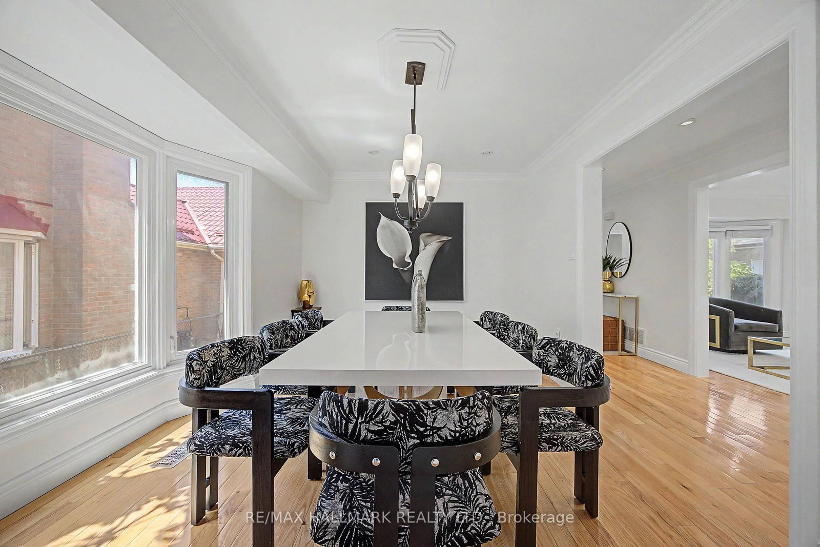329 Kingsbridge Garden Circle • Mississauga, ON photo 10