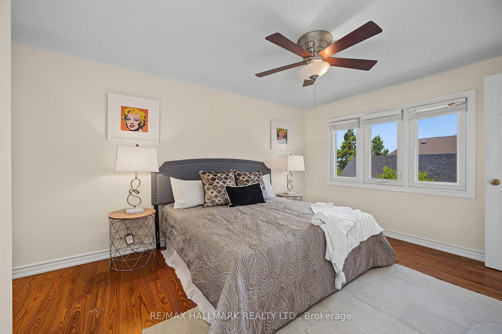 329 Kingsbridge Garden Circle • Mississauga, ON photo 22
