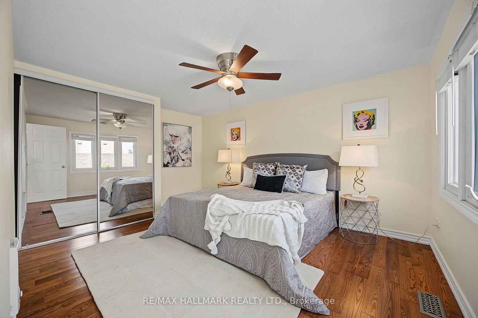 329 Kingsbridge Garden Circle • Mississauga, ON photo 23
