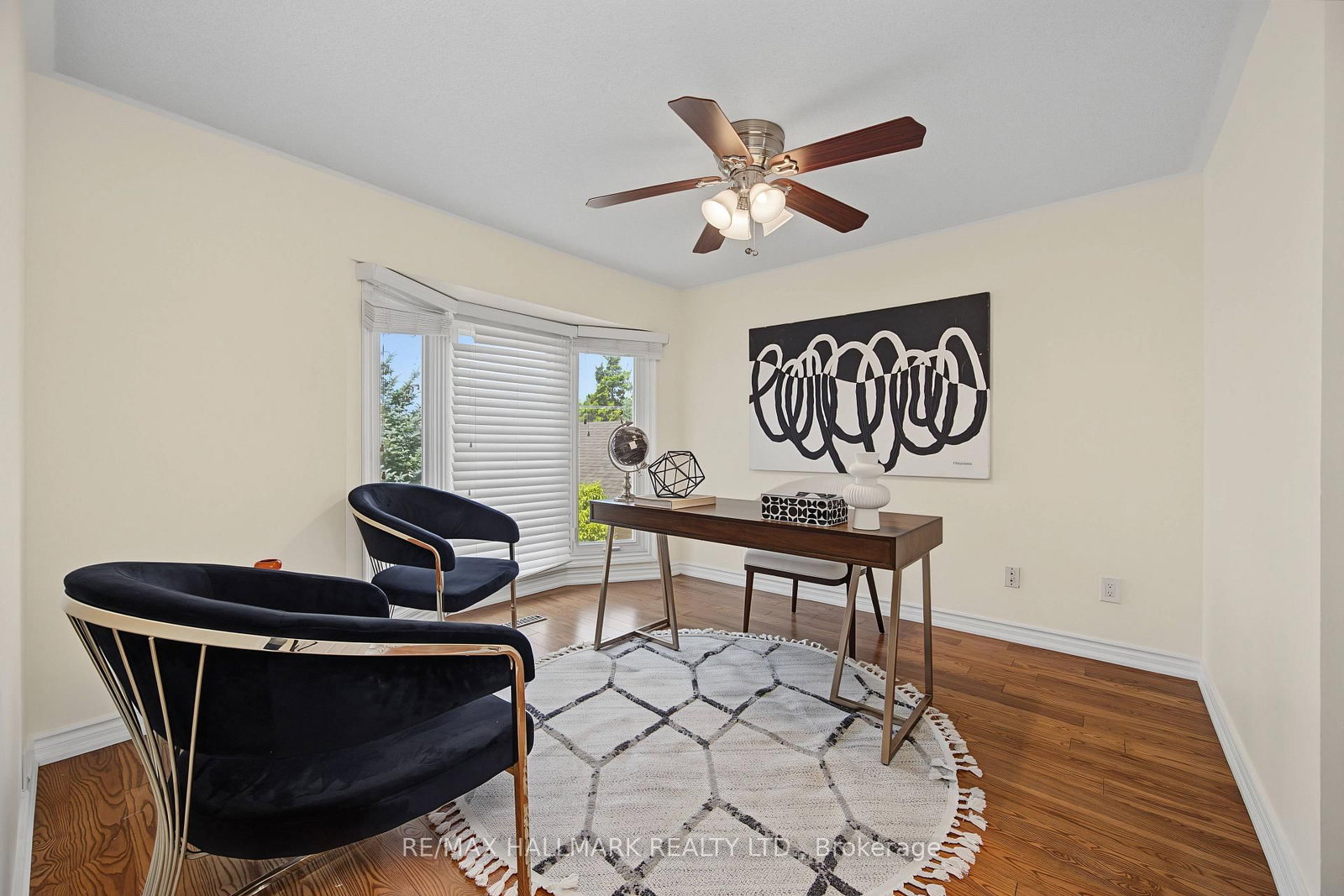 329 Kingsbridge Garden Circle • Mississauga, ON photo 24