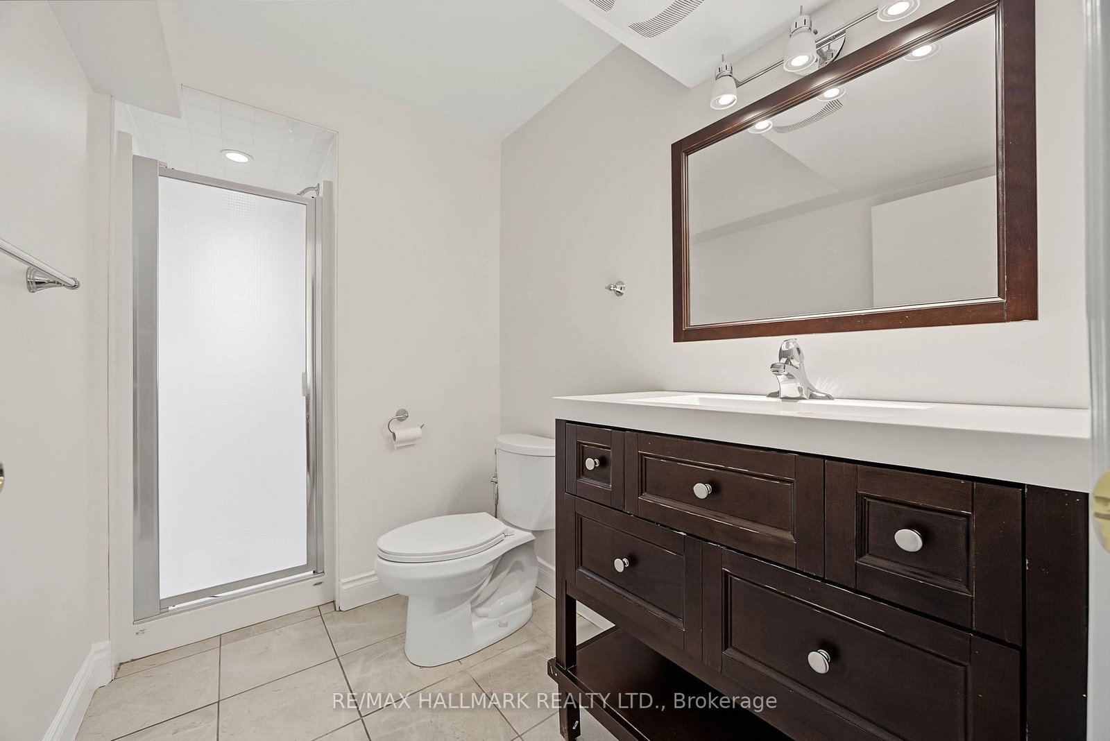 329 Kingsbridge Garden Circle • Mississauga, ON photo 30