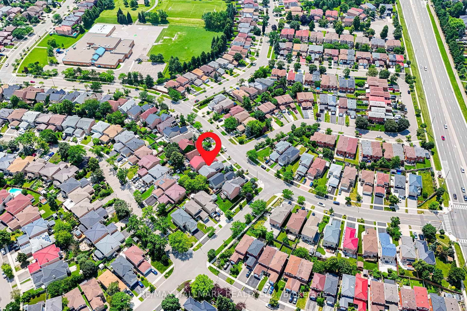 329 Kingsbridge Garden Circle • Mississauga, ON photo 43