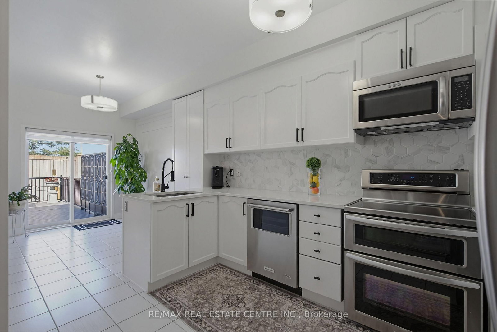 16 Gulfbrook Circle • Brampton, ON photo 14