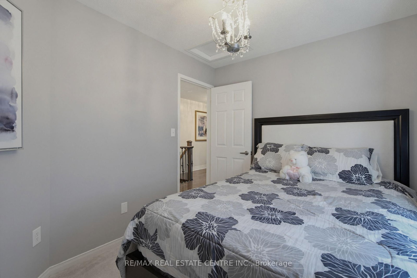 16 Gulfbrook Circle • Brampton, ON photo 23