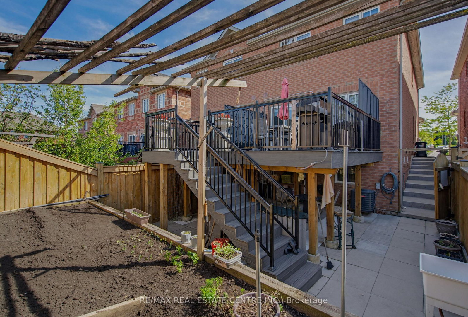 16 Gulfbrook Circle • Brampton, ON photo 39