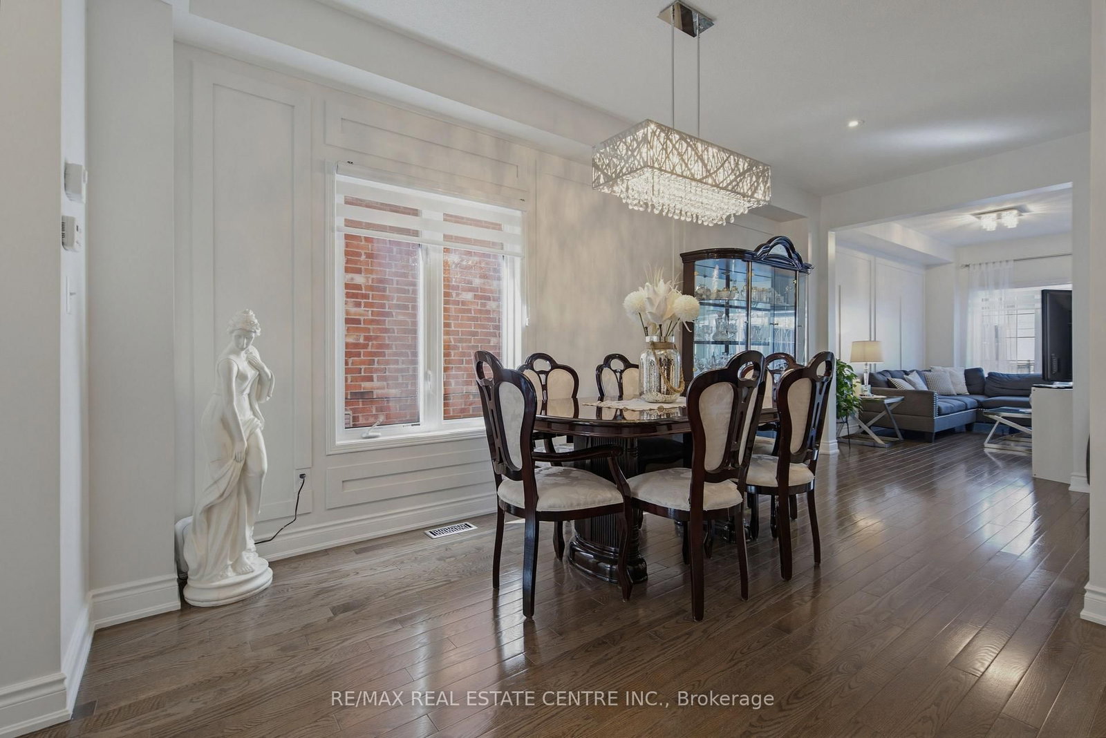 16 Gulfbrook Circle • Brampton, ON photo 5