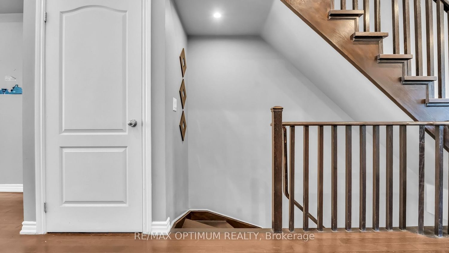 151 Cedar Lake Crescent • Brampton, ON photo 12