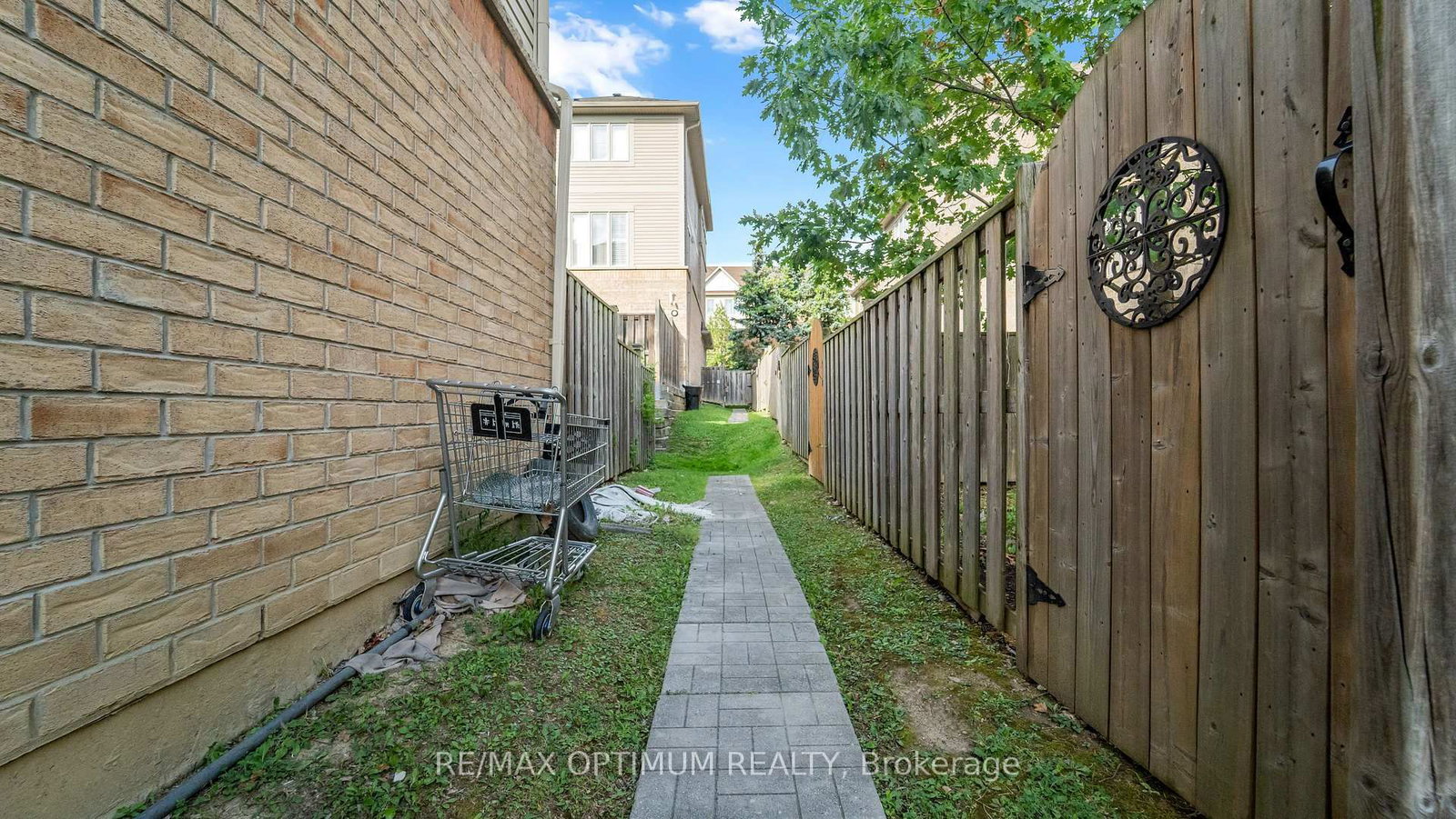151 Cedar Lake Crescent • Brampton, ON photo 44