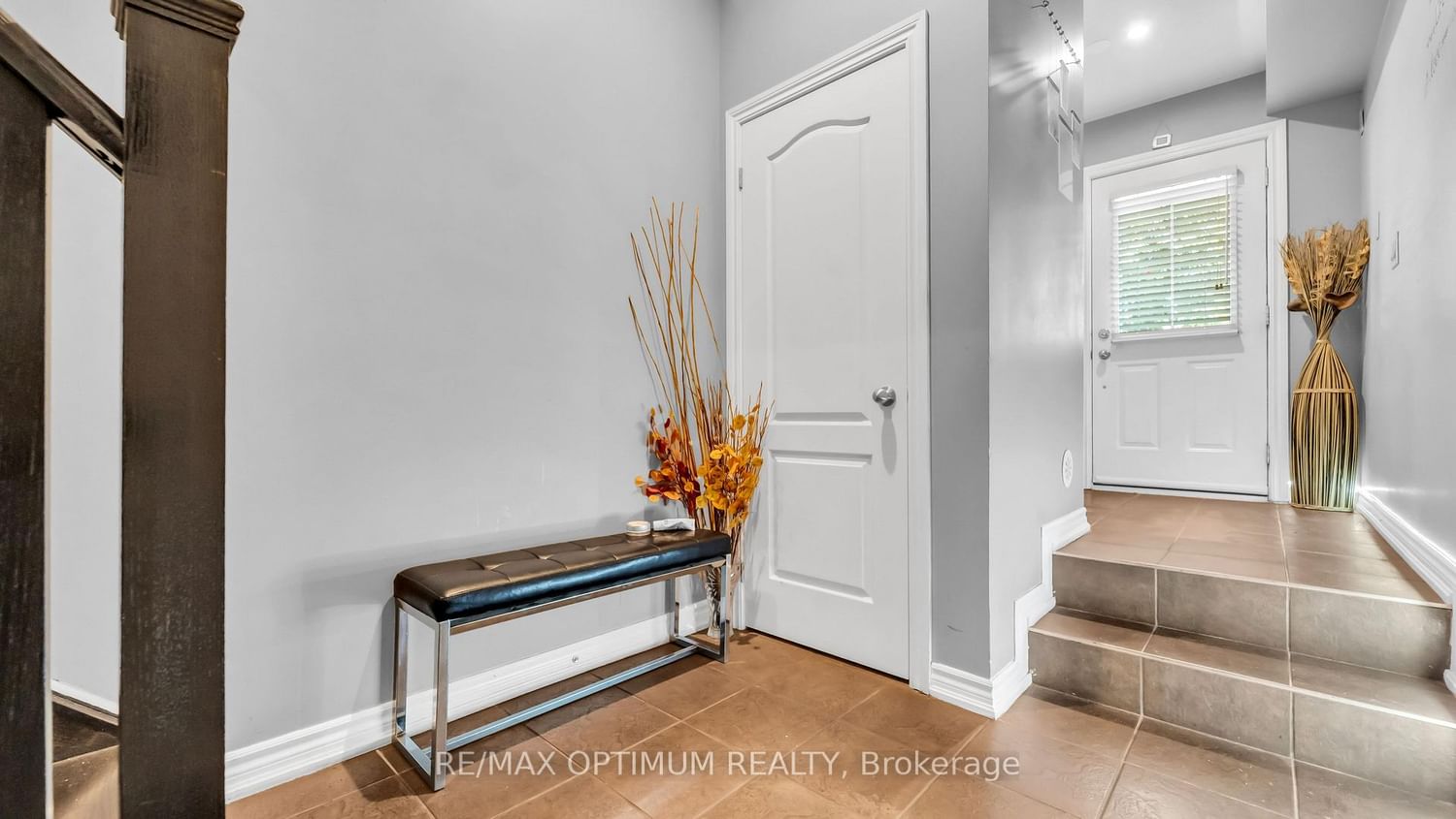 151 Cedar Lake Crescent • Brampton, ON photo 5