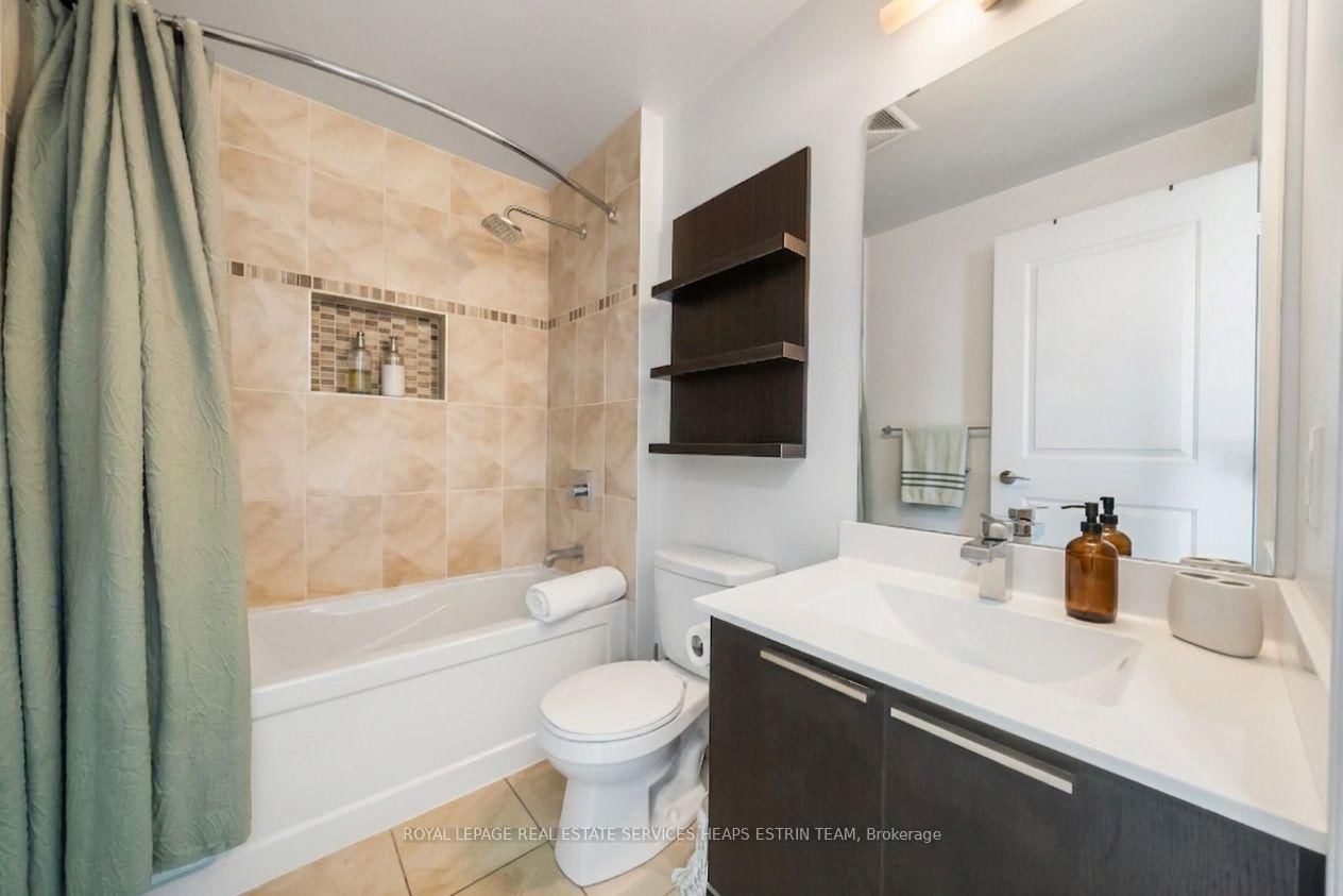 16 Brookers Lane • #3301 • Toronto, ON photo 12