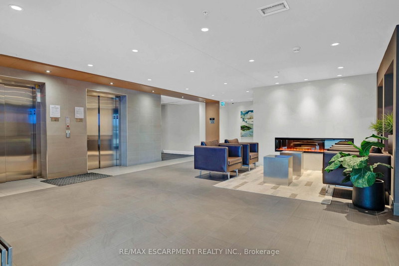101 - 1105 LEGER Way