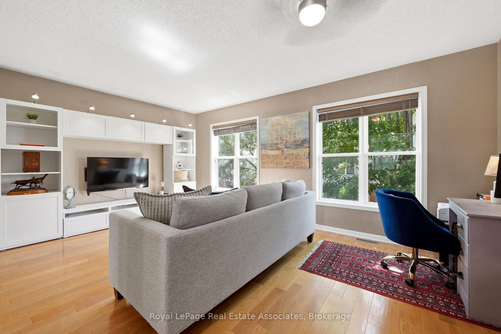 25 Seed House Lane • Halton Hills, ON photo 11