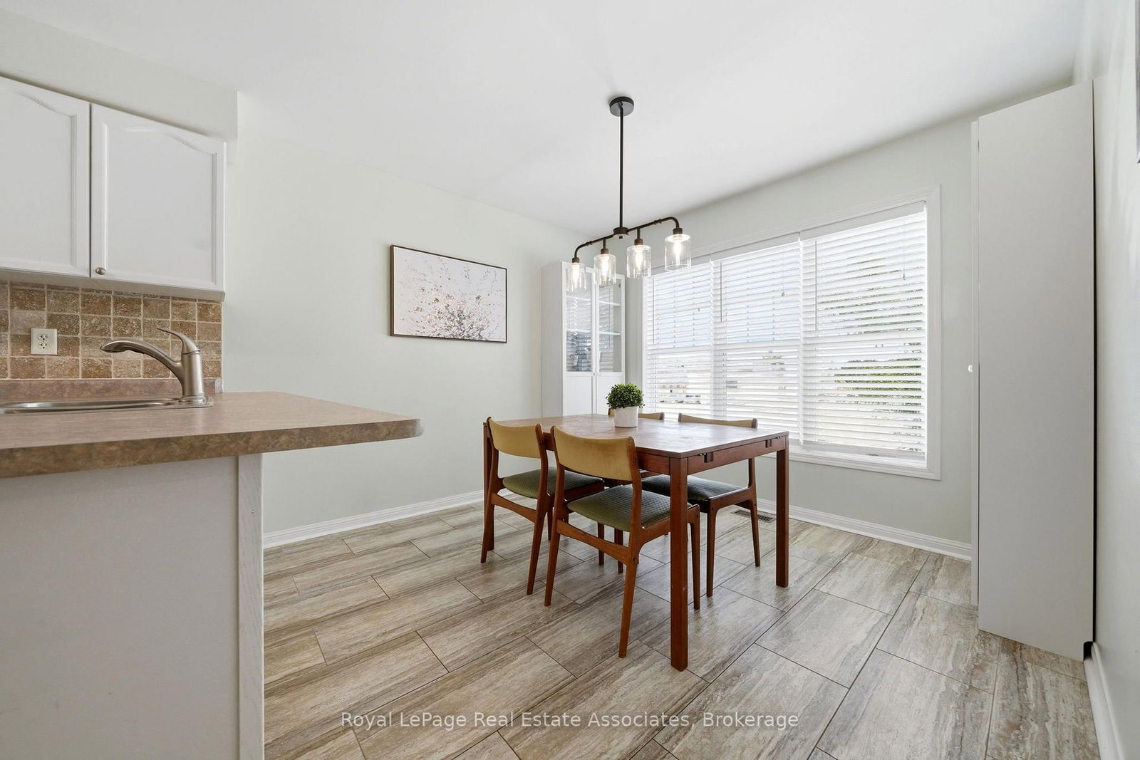 25 Seed House Lane • Halton Hills, ON photo 8
