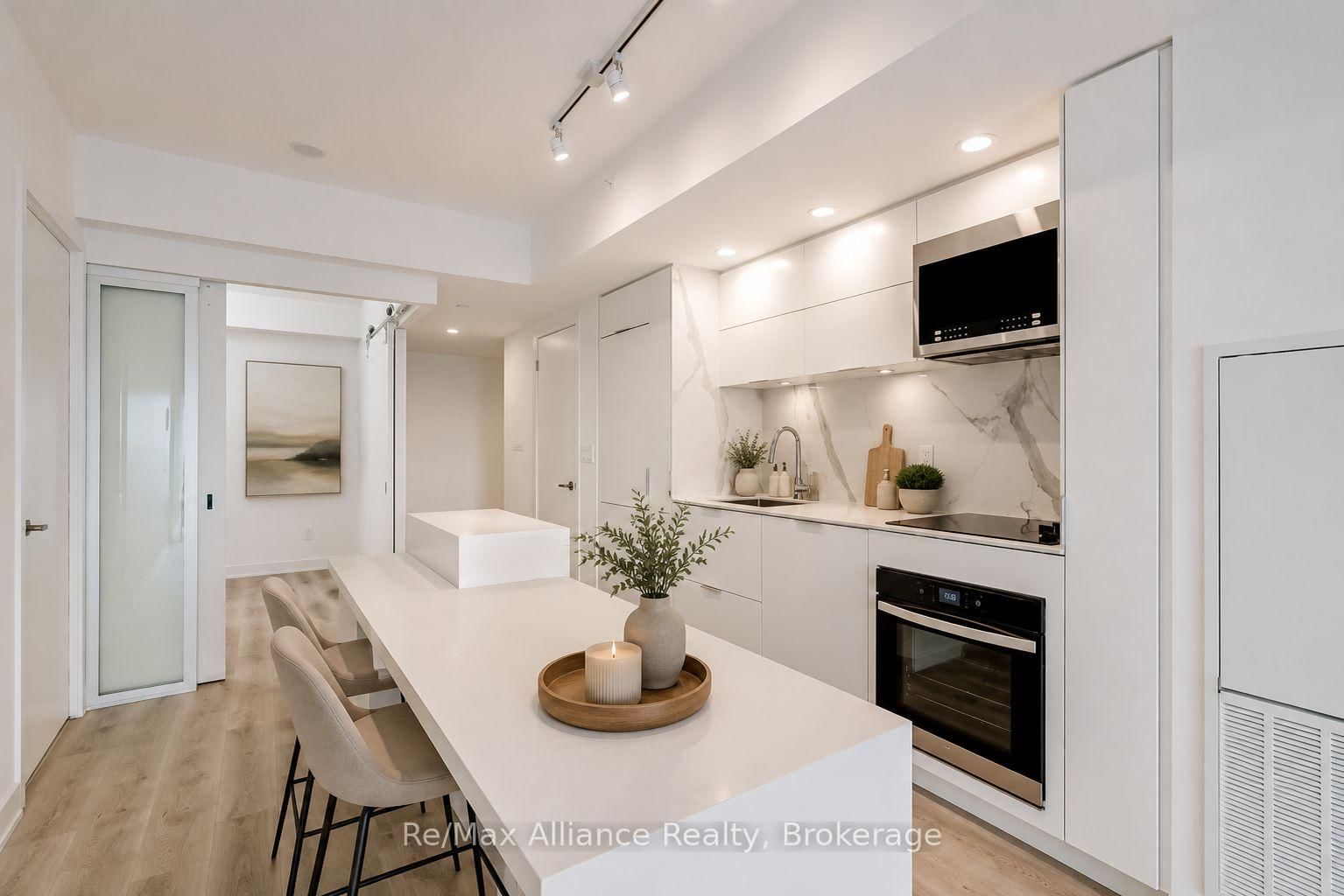 370 Martha Street • #309 • Burlington, ON photo 11