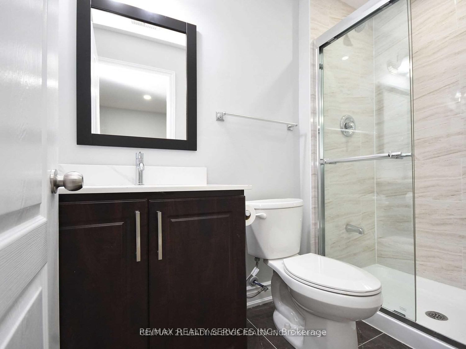 13 Frampton Brampton,ON L7A 4E1 — Photo 10