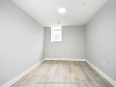 13 Frampton Brampton,ON L7A 4E1 — Photo 7