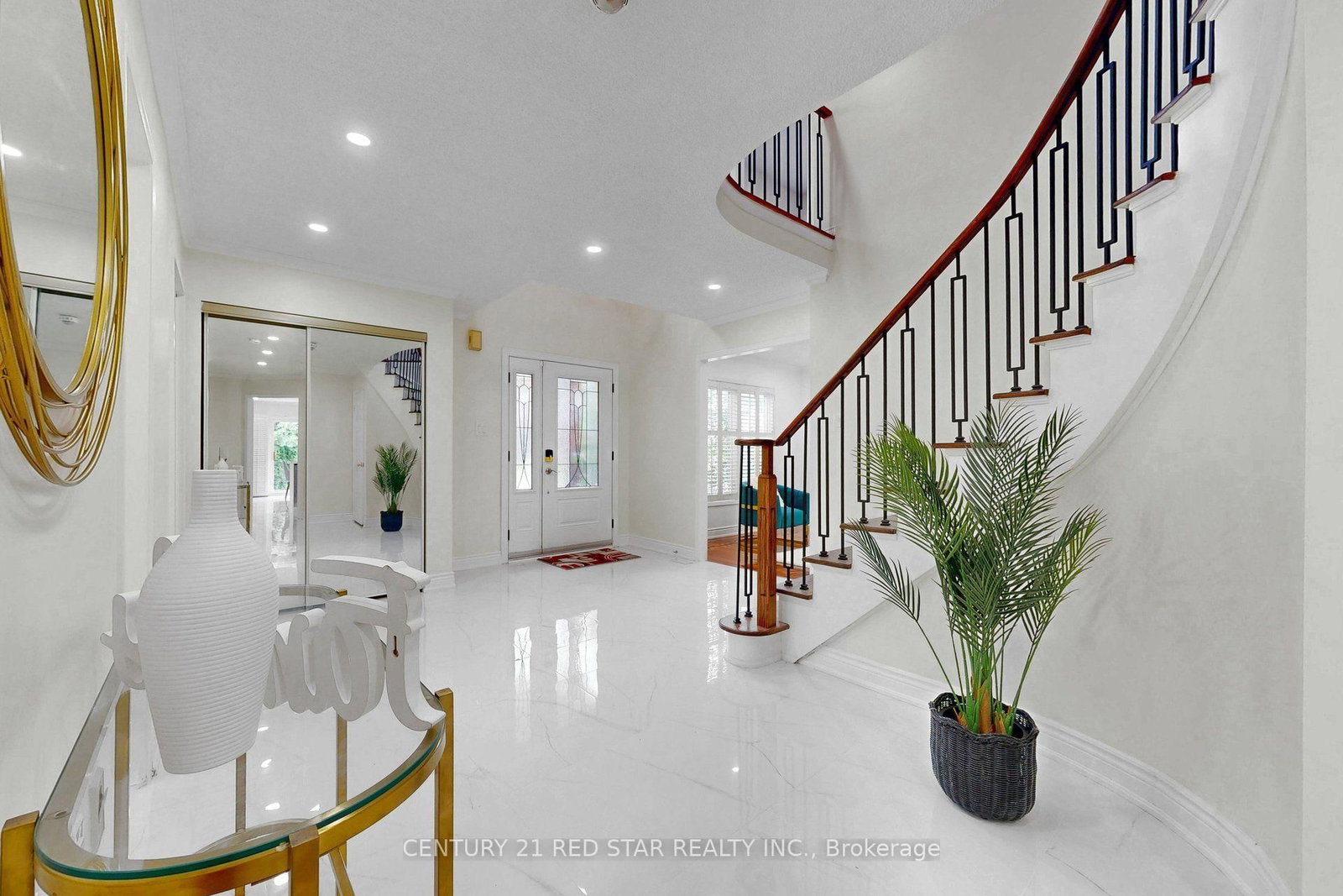1082 Haydonbridge Court • Mississauga, ON photo 1