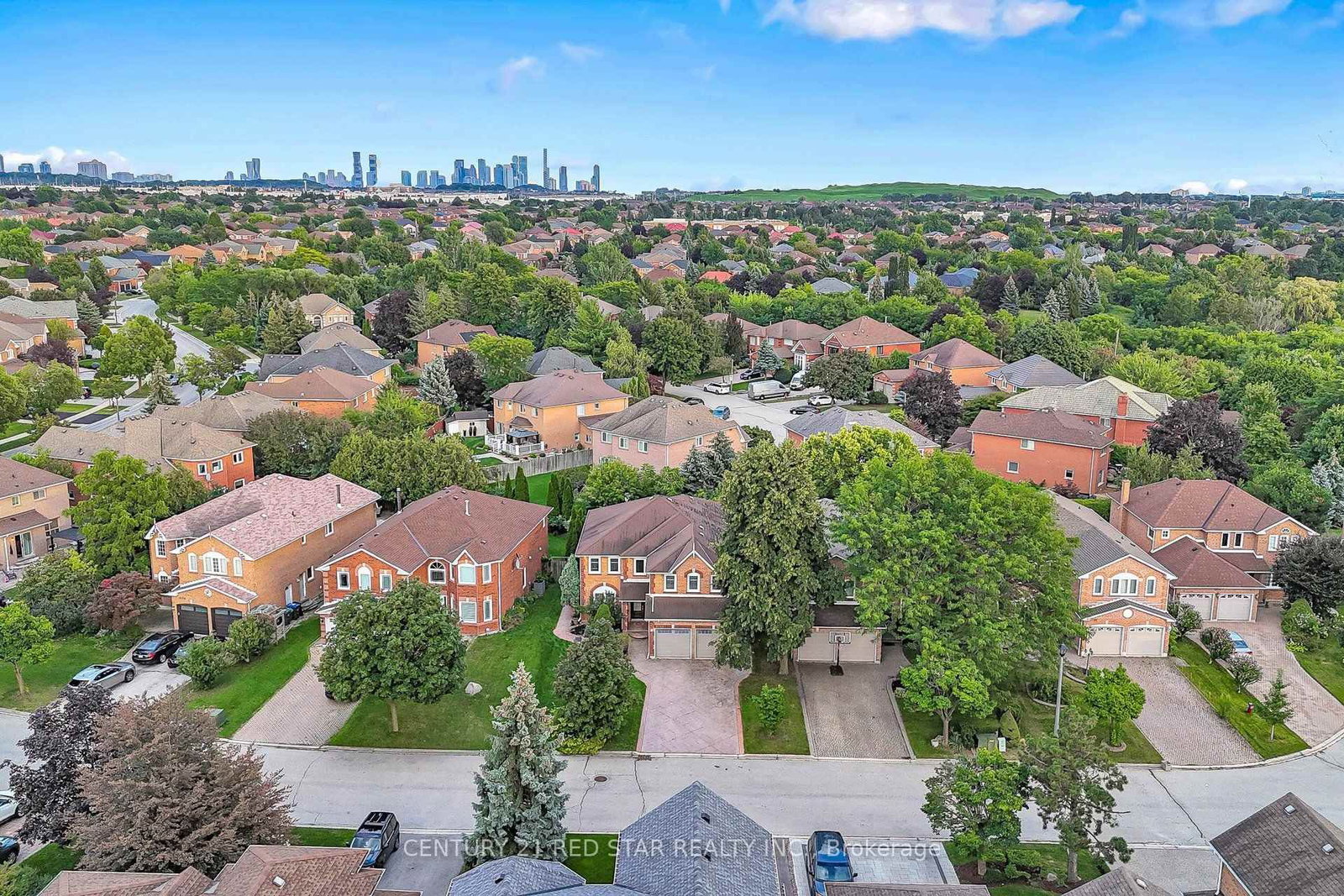 1082 Haydonbridge Court • Mississauga, ON photo 5