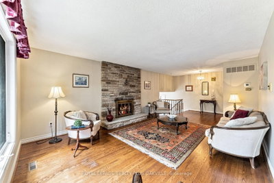 244 Willowridge Oakville,ON L6L 5J2 — Photo 10