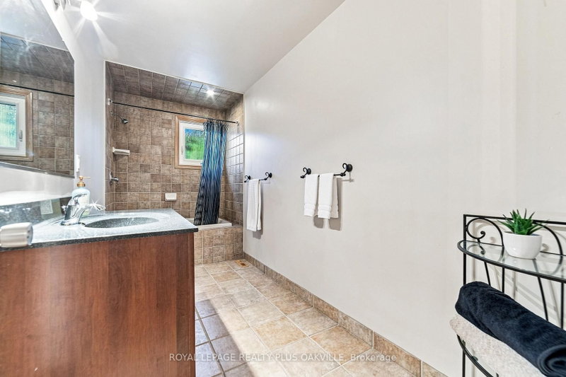 244 Willowridge Oakville,ON L6L 5J2 — Photo 17