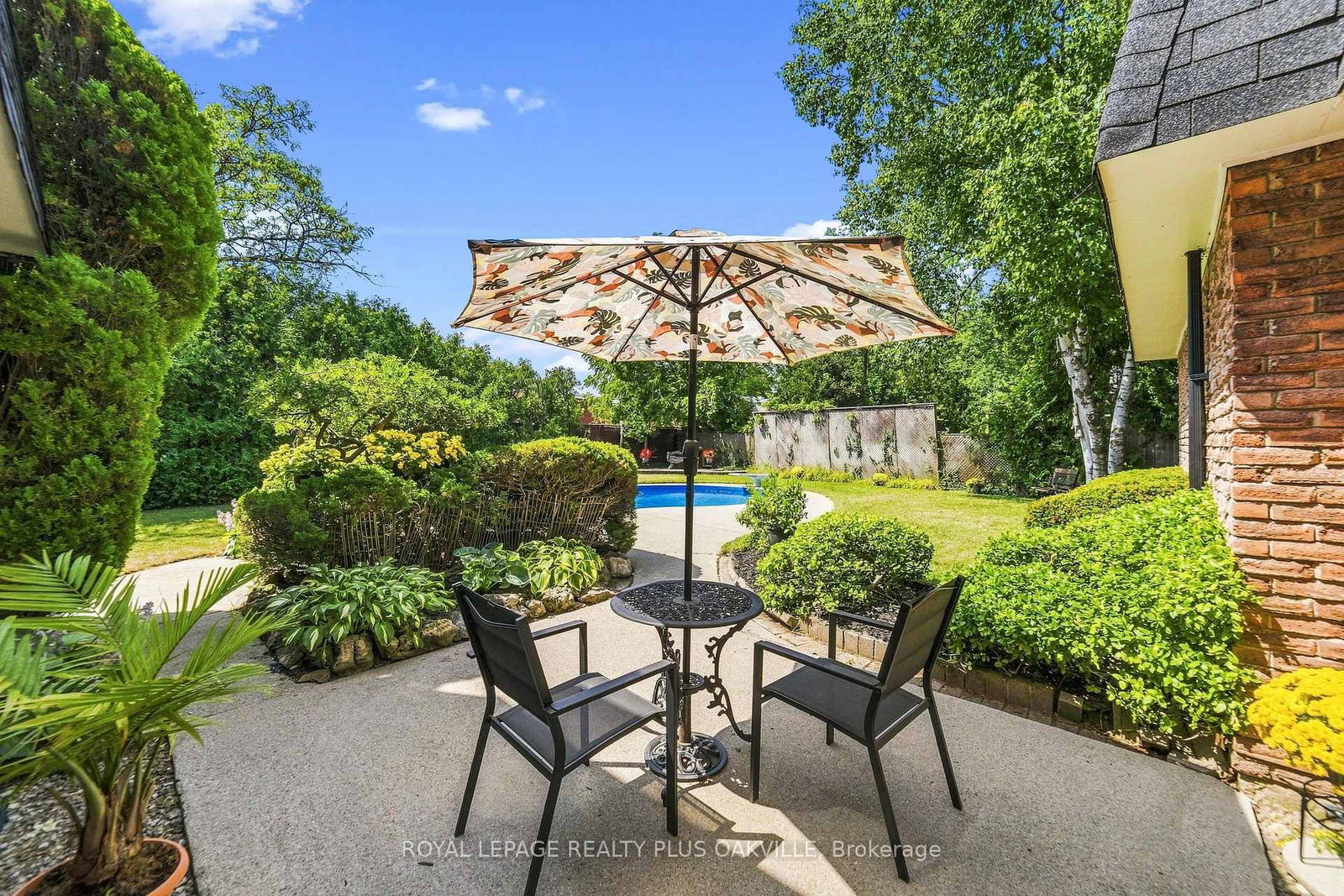 244 Willowridge Court • Oakville, ON photo 36