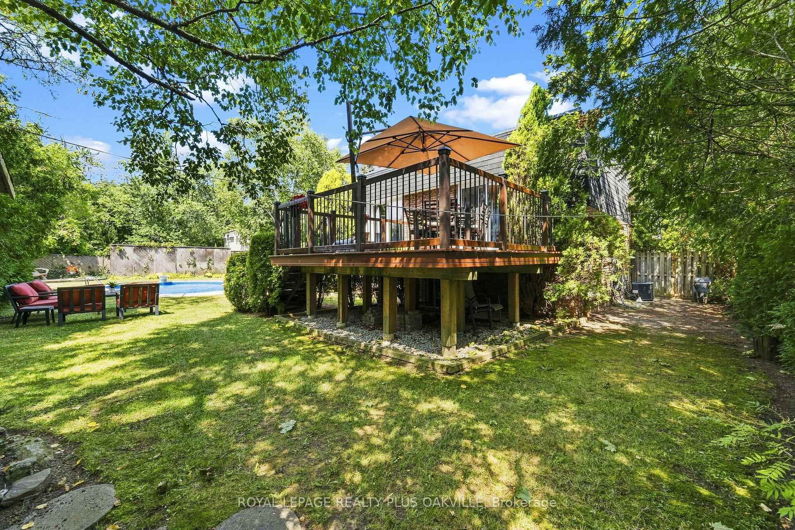 244 Willowridge Court • Oakville, ON photo 40