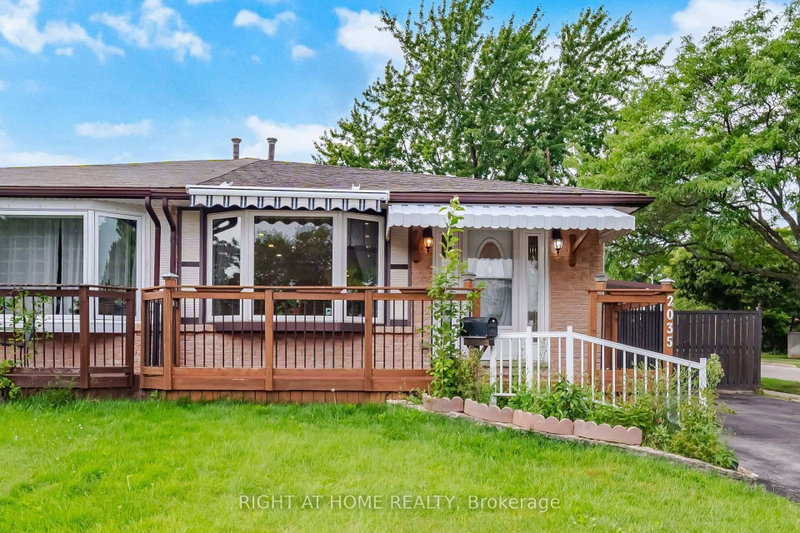 2035 Carleton Court