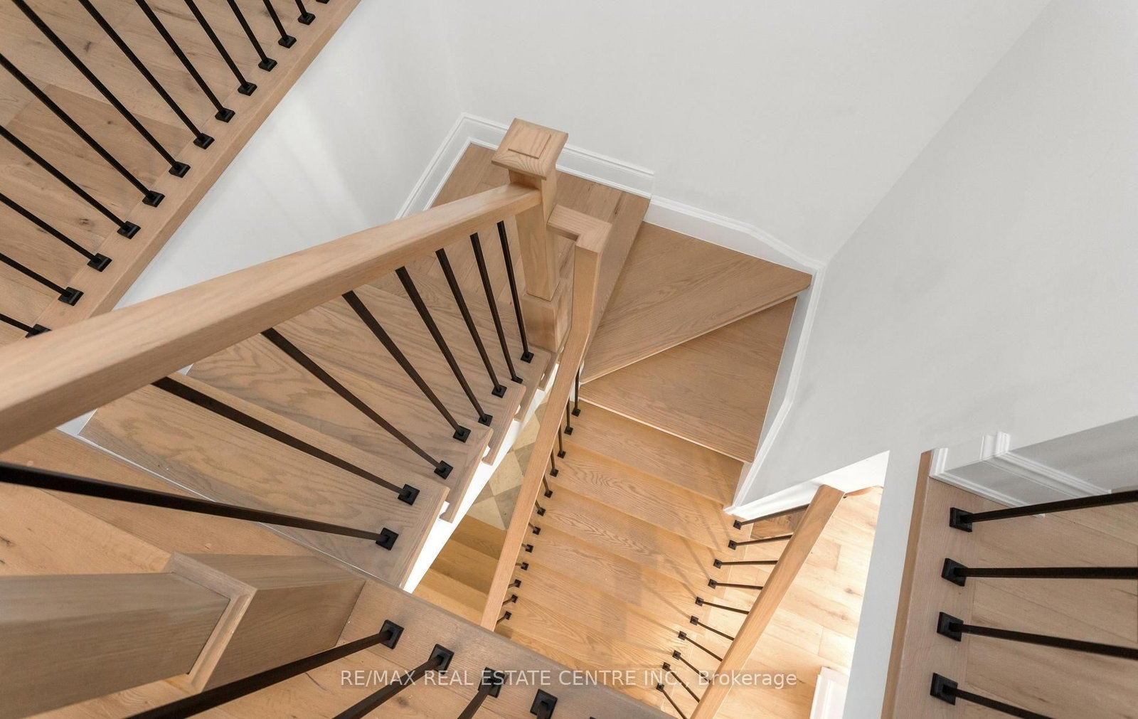 54 Apple Blossom Crescent • Halton Hills, ON photo 28