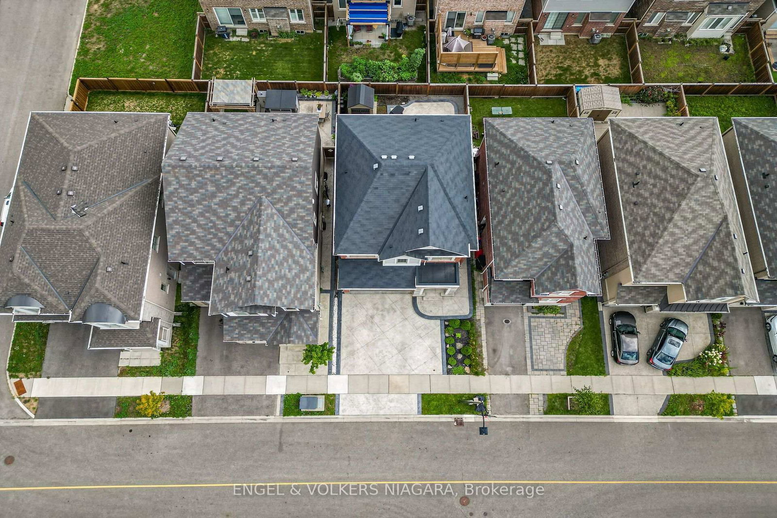 1221 Rose Way S • Milton, ON photo 28