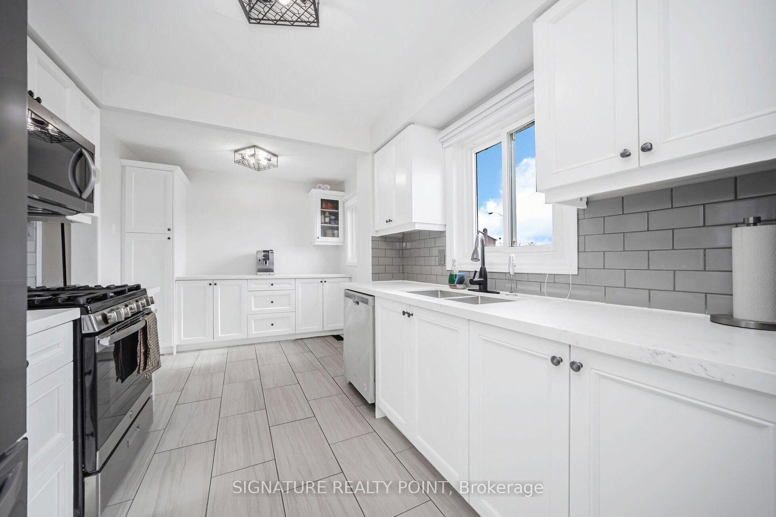 222 Simmons Boulevard • Brampton, ON photo 14