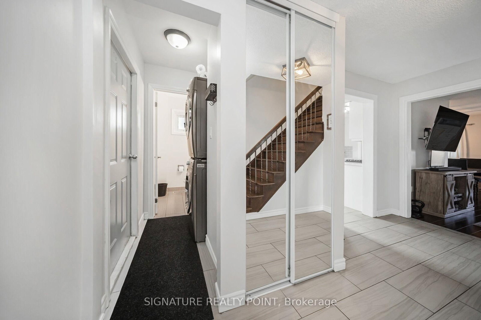222 Simmons Boulevard • Brampton, ON photo 5