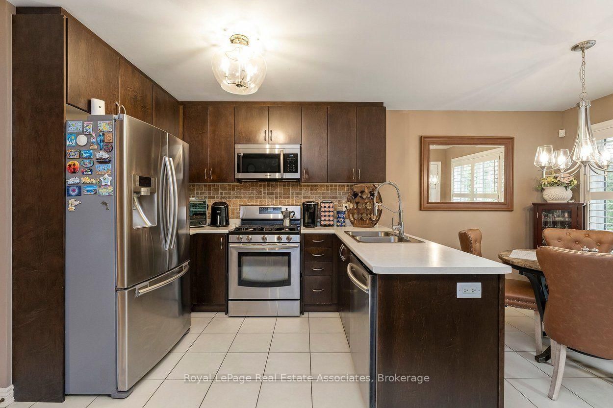 24 Lacorra Way • Brampton, ON photo 10