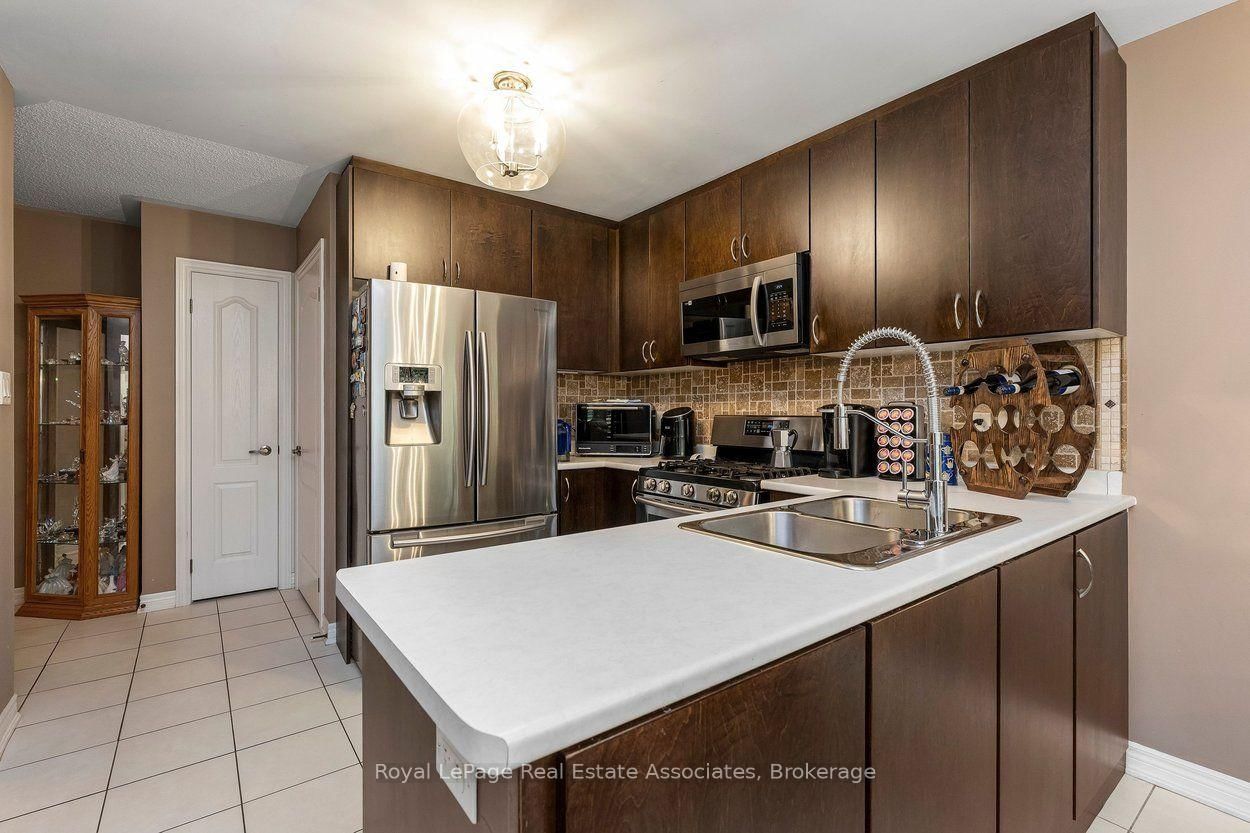 24 Lacorra Way • Brampton, ON photo 12