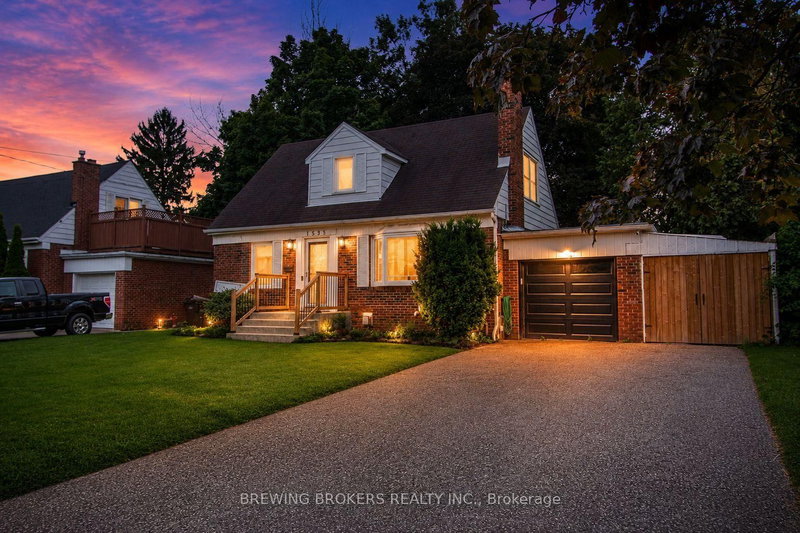 1536 Applewood Road