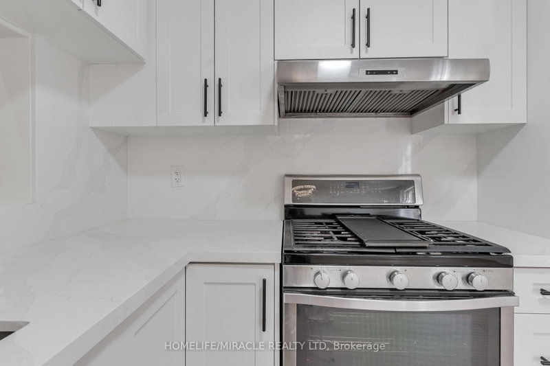 4191 Goldenrod Mississauga,ON L5V 3C2 — Photo 14