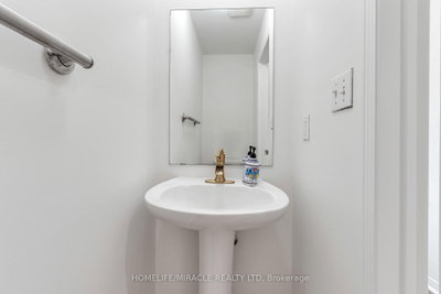 4191 Goldenrod Mississauga,ON L5V 3C2 — Photo 24